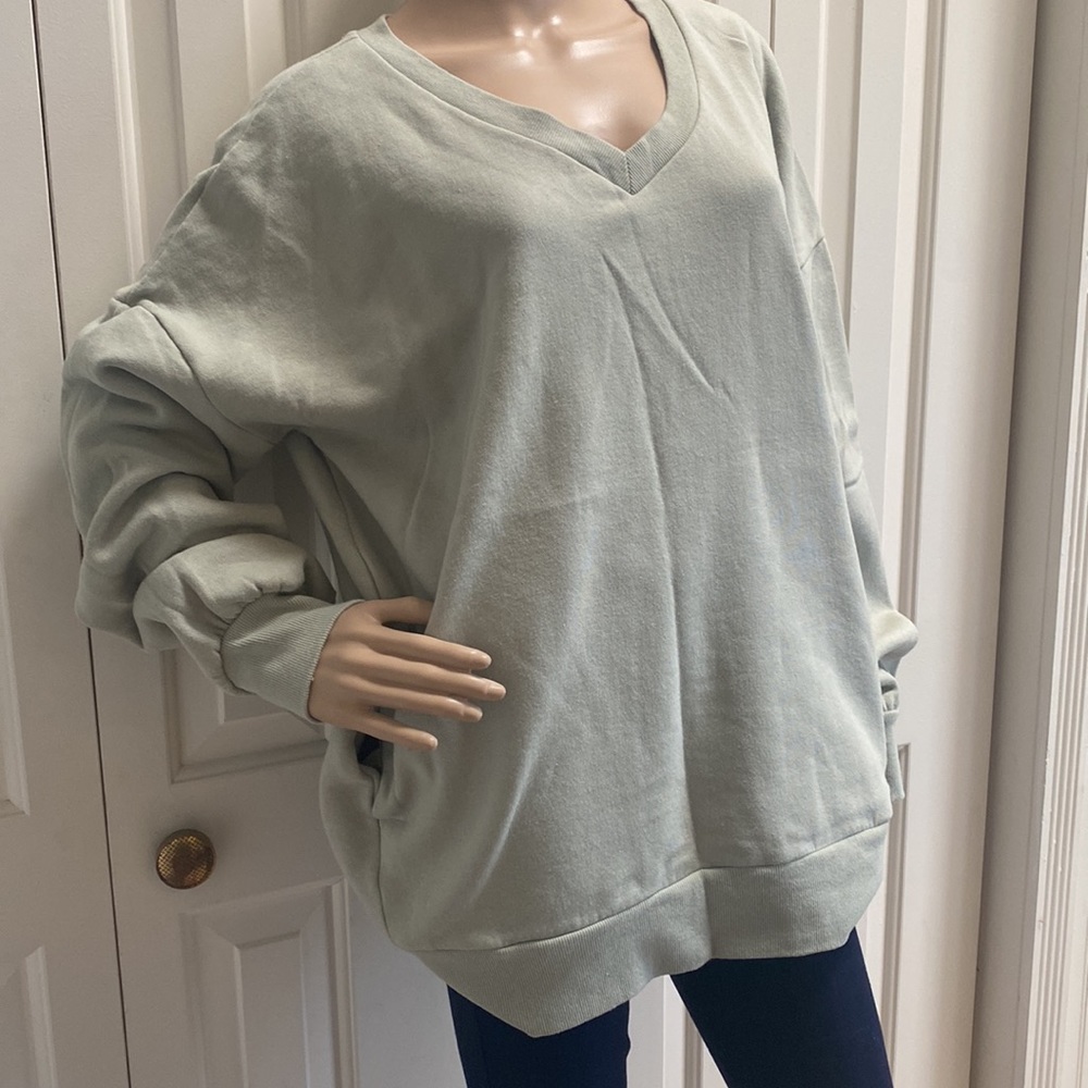 NWOT Zenana Outfitters Womens 1X Sage Green Sweatshirt. So soft! With pockets. - Picture 8 of 12